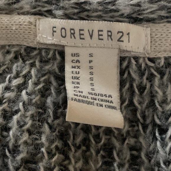 Forever 21 Fall Sweater Cardigan, Sz S EUC - Picture 4 of 4